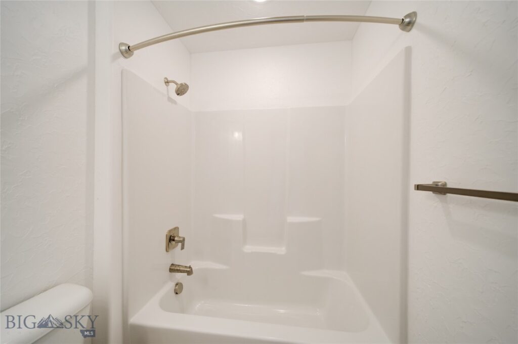 413 Garnier Avenue, Livingston MT 59047