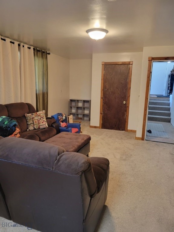 902 Nevada Street, Belgrade MT 59714