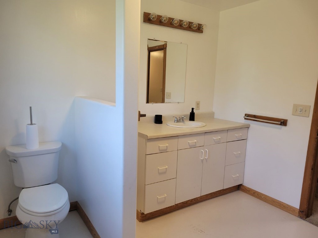 902 Nevada Street, Belgrade MT 59714