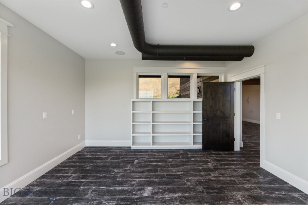 65 Naya Nuki Drive, Bozeman MT 59715