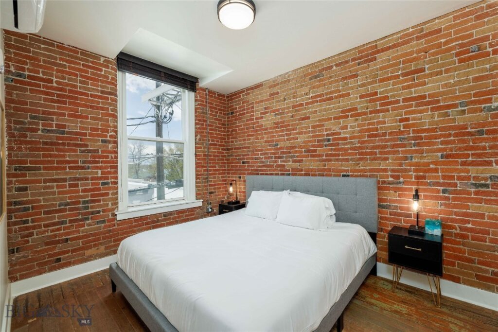 201 S Main Street, Livingston MT 59047