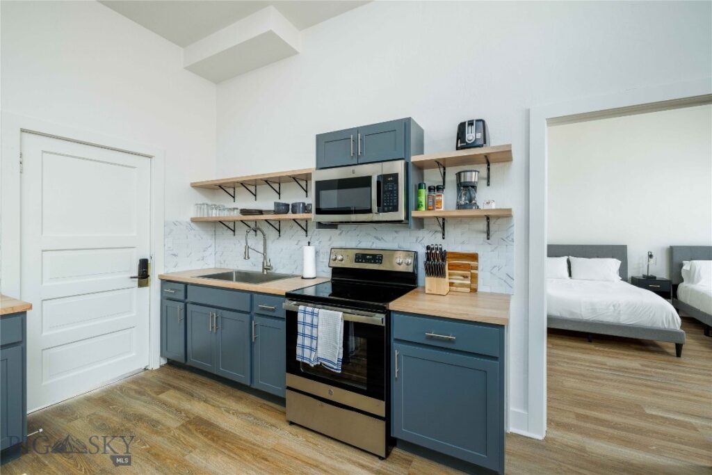 201 S Main Street, Livingston MT 59047