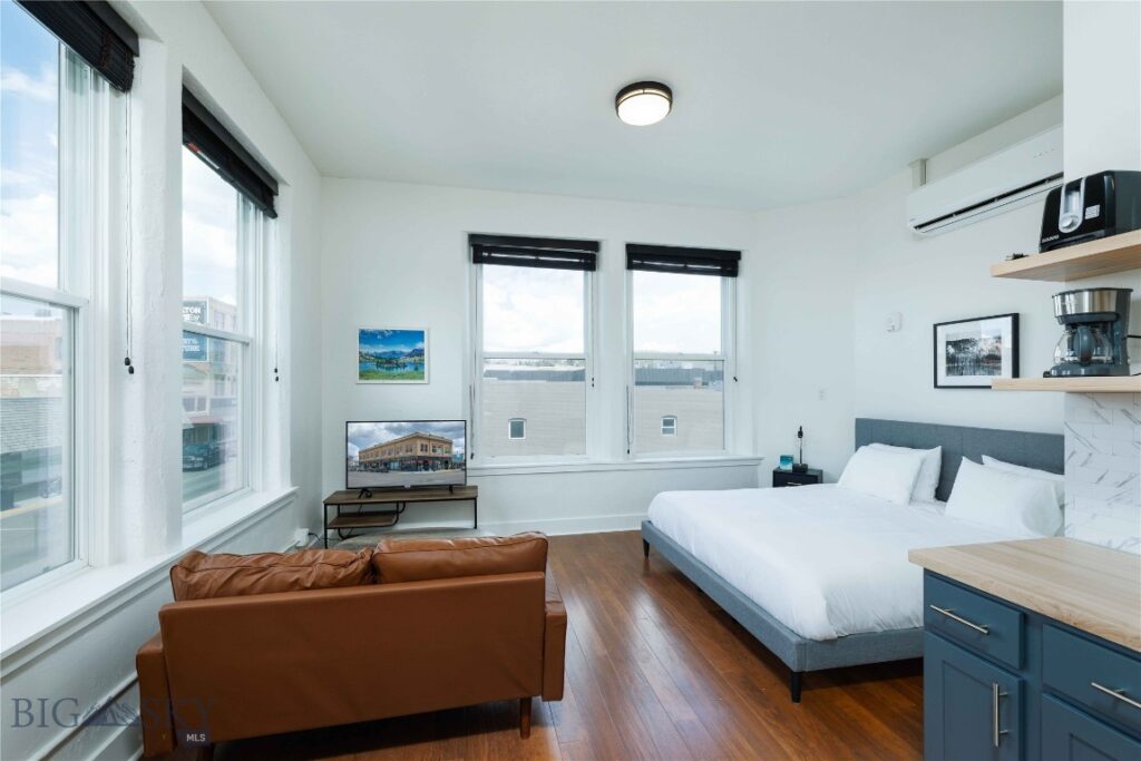 201 S Main Street, Livingston MT 59047