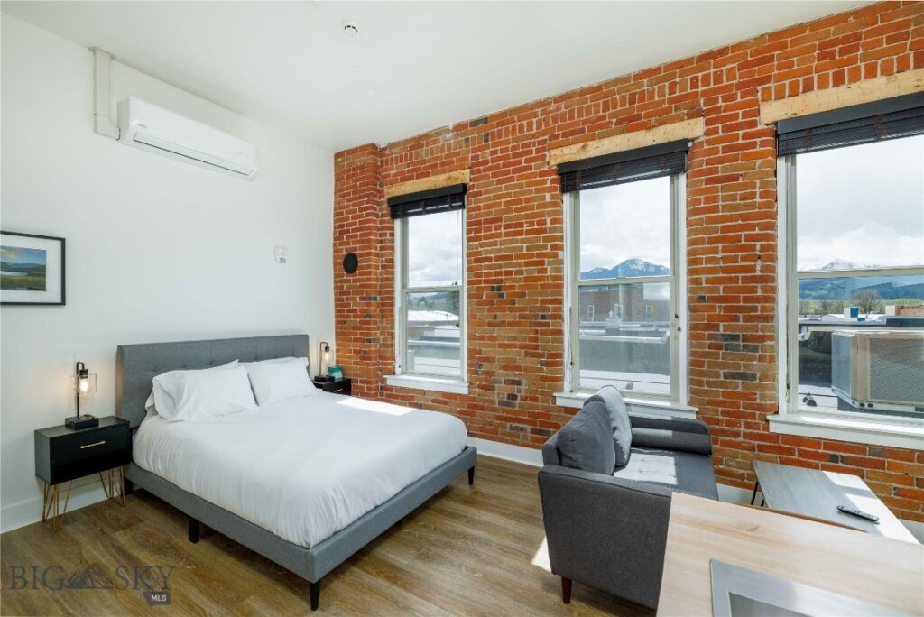 201 S Main Street, Livingston MT 59047