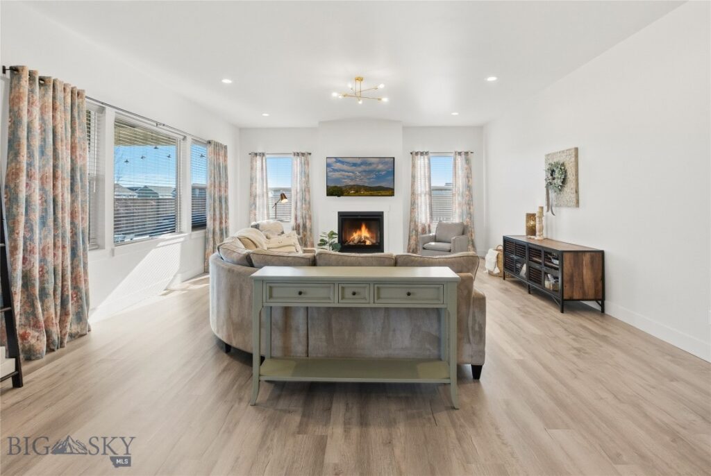 1718 Wyatt Earp Court, Belgrade MT 59714