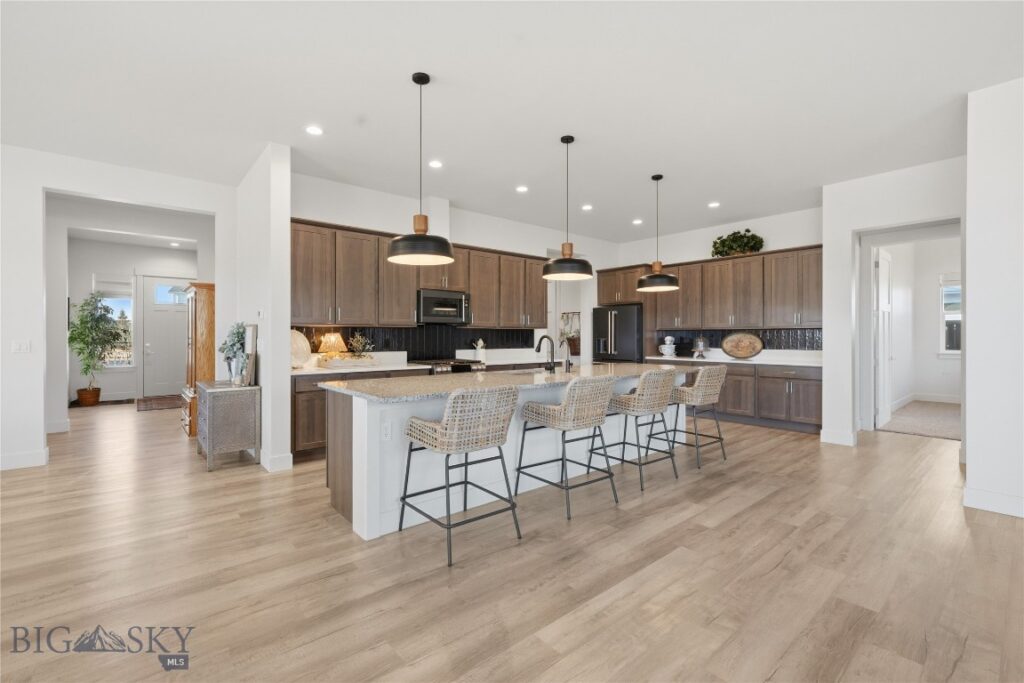 1718 Wyatt Earp Court, Belgrade MT 59714