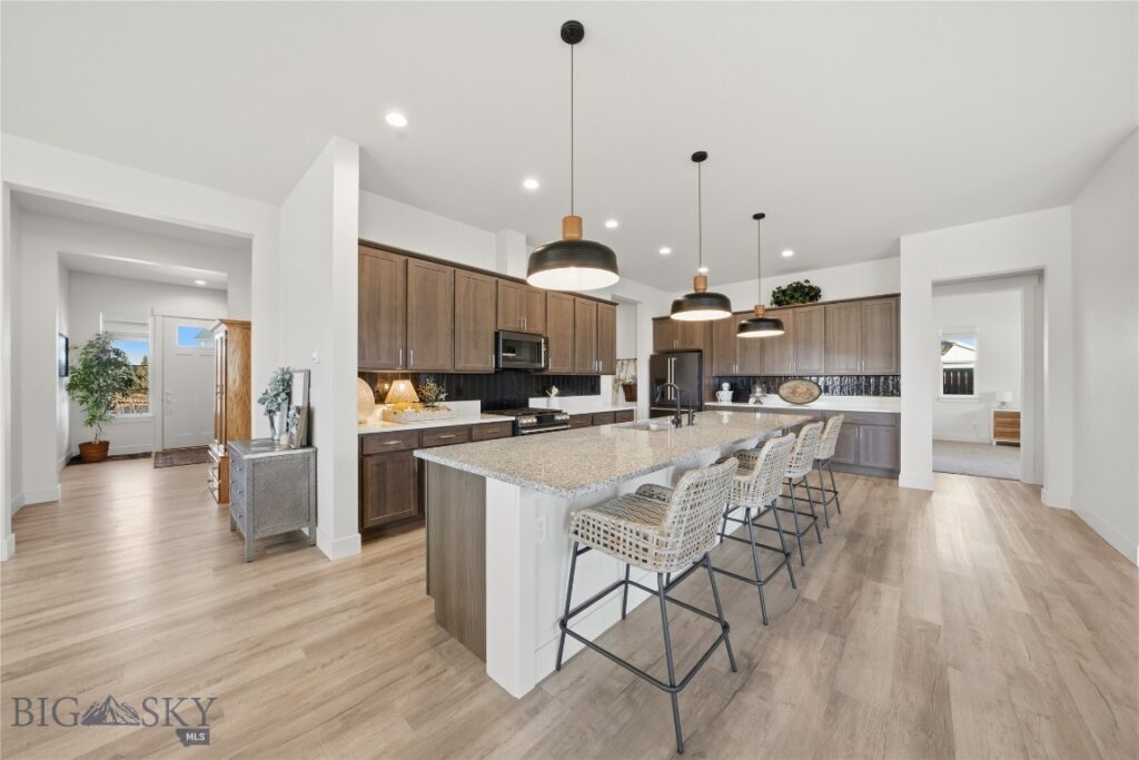 1718 Wyatt Earp Court, Belgrade MT 59714