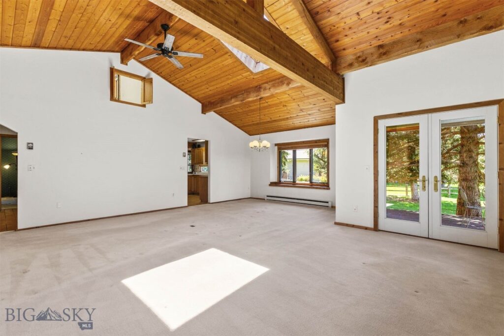 43 Hitching Post Road, Bozeman MT 59715