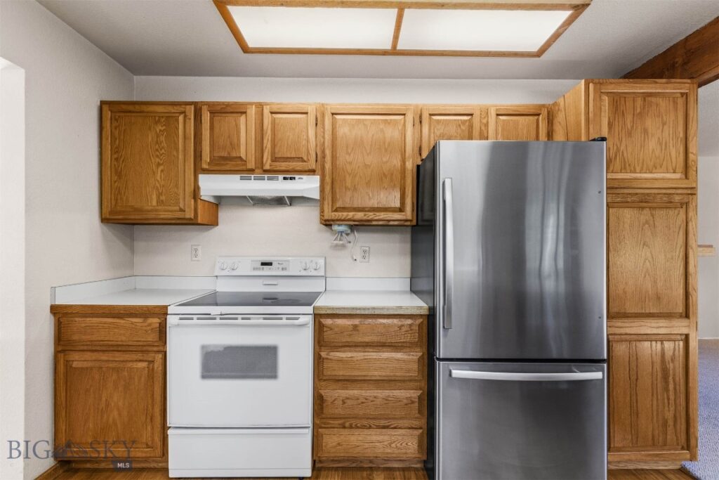 43 Hitching Post Road, Bozeman MT 59715