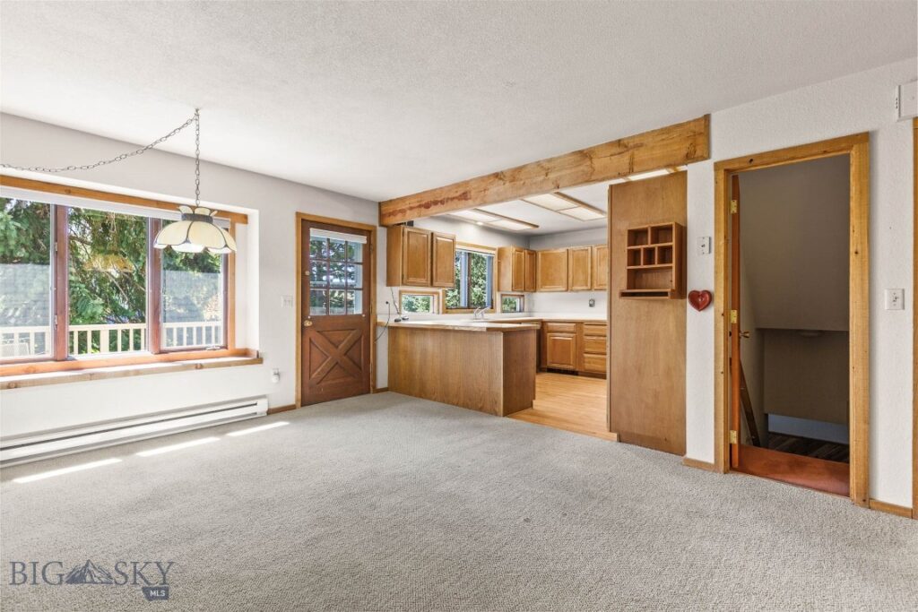 43 Hitching Post Road, Bozeman MT 59715