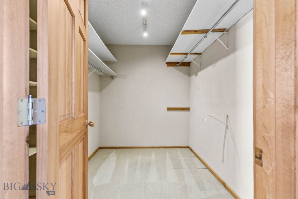 43 Hitching Post Road, Bozeman MT 59715