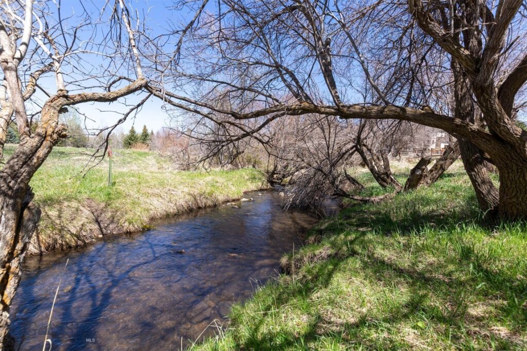 43 Hitching Post Road, Bozeman MT 59715