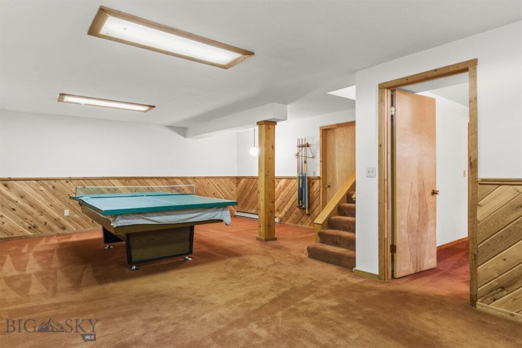 43 Hitching Post Road, Bozeman MT 59715