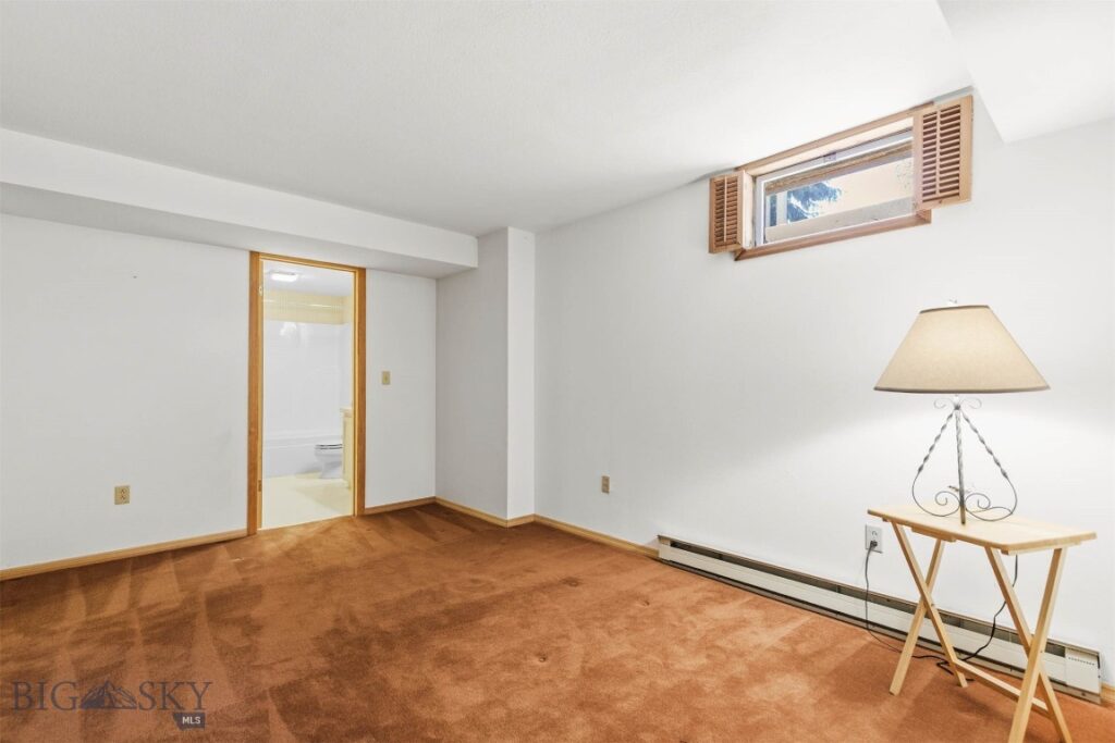 43 Hitching Post Road, Bozeman MT 59715