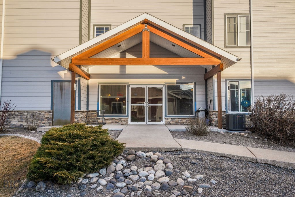 129 Village Drive, Belgrade MT 59714