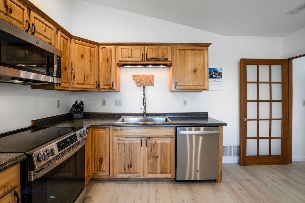 129 Village Drive, Belgrade MT 59714