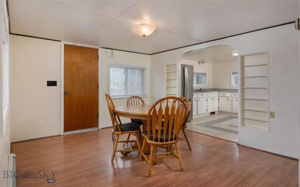 1215 E Gallatin Street, Livingston MT 59047