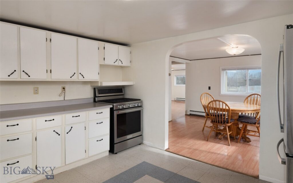 1215 E Gallatin Street, Livingston MT 59047