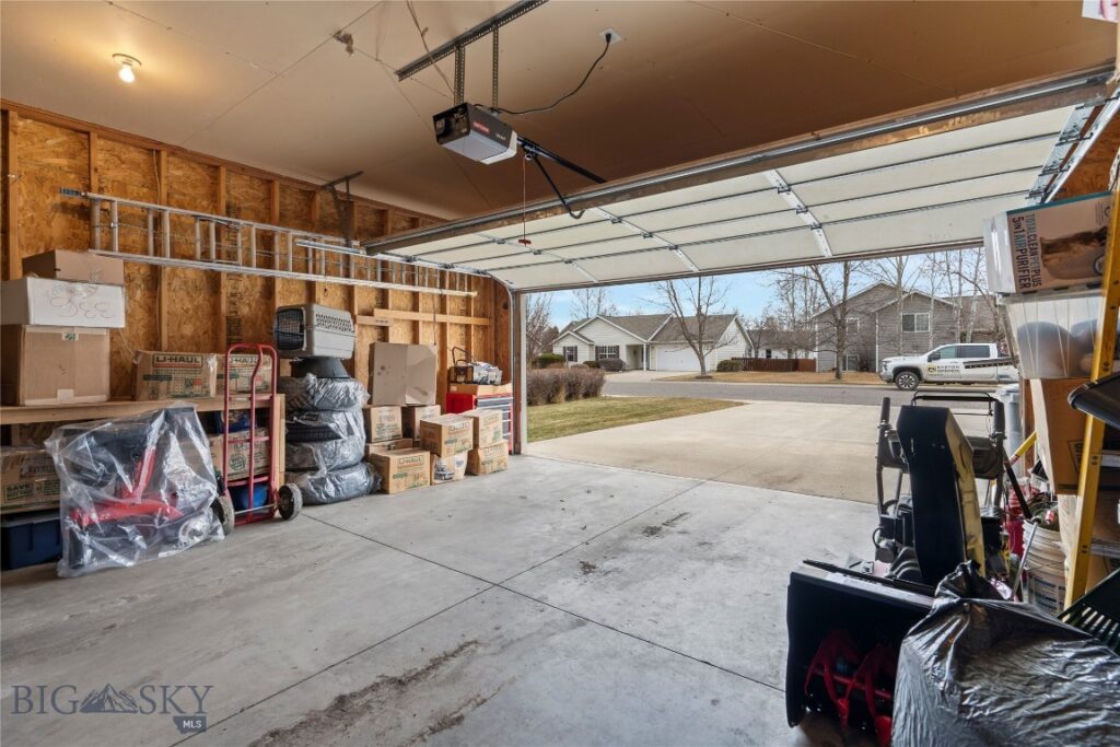 65 Little Brook, Belgrade MT 59714