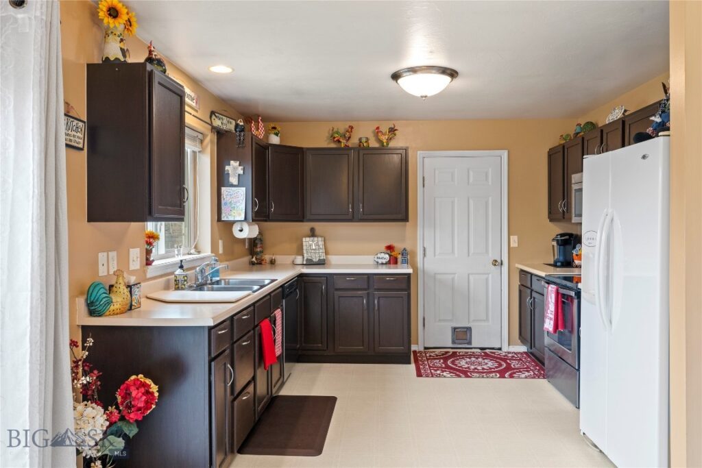 65 Little Brook, Belgrade MT 59714