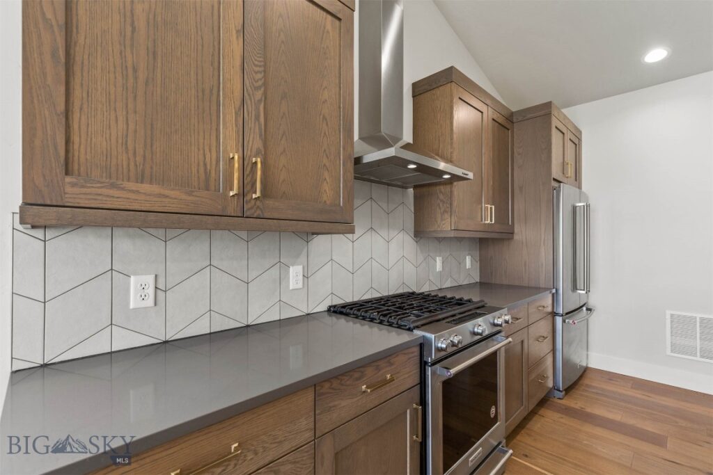 91 W Hyalite Peak Drive, Bozeman MT 59718