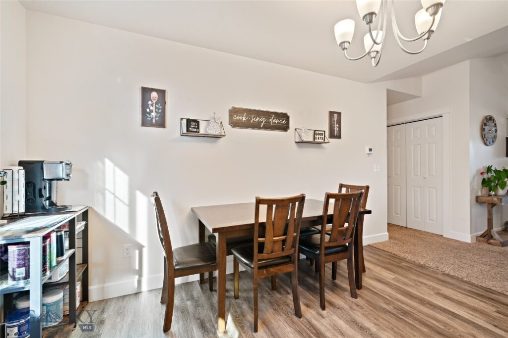 1103 Falcon Ridge Boulevard, Belgrade MT 59714