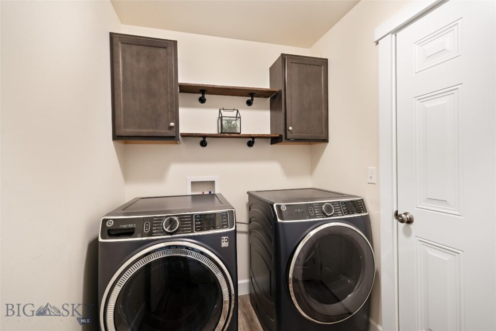 1103 Falcon Ridge Boulevard, Belgrade MT 59714