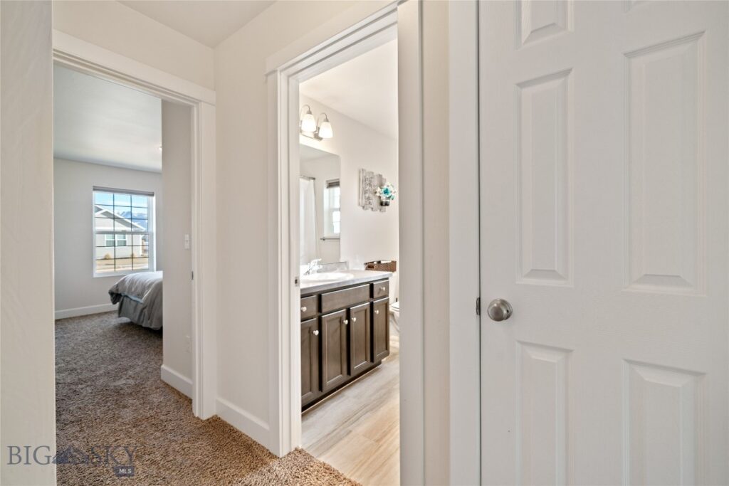 1103 Falcon Ridge Boulevard, Belgrade MT 59714