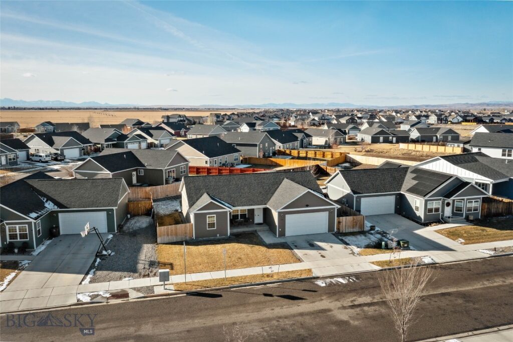 1103 Falcon Ridge Boulevard, Belgrade MT 59714