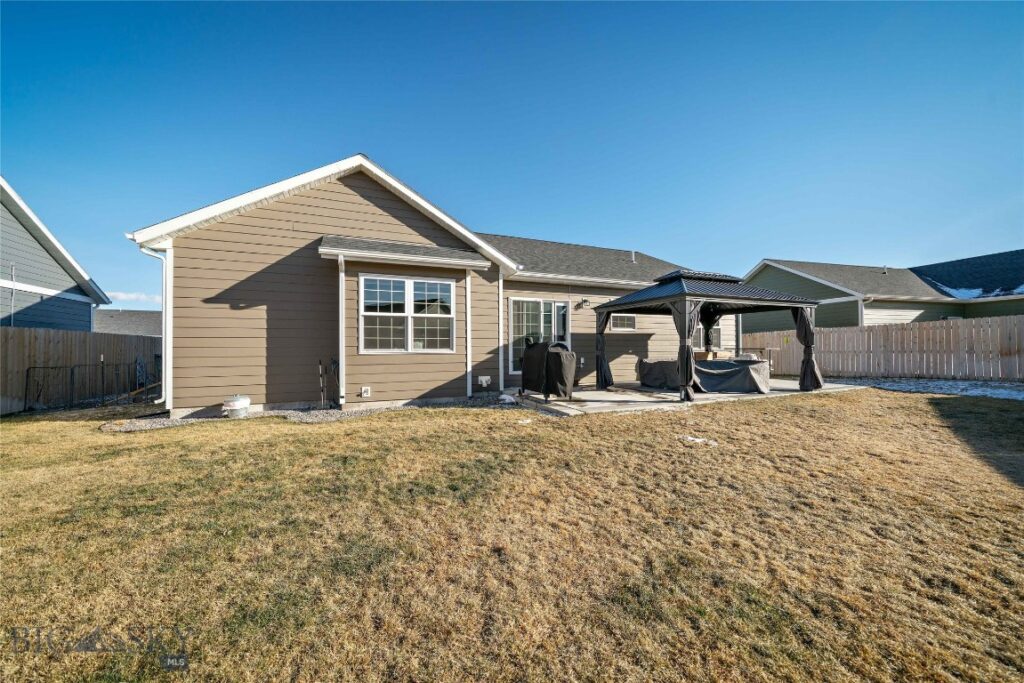 1103 Falcon Ridge Boulevard, Belgrade MT 59714