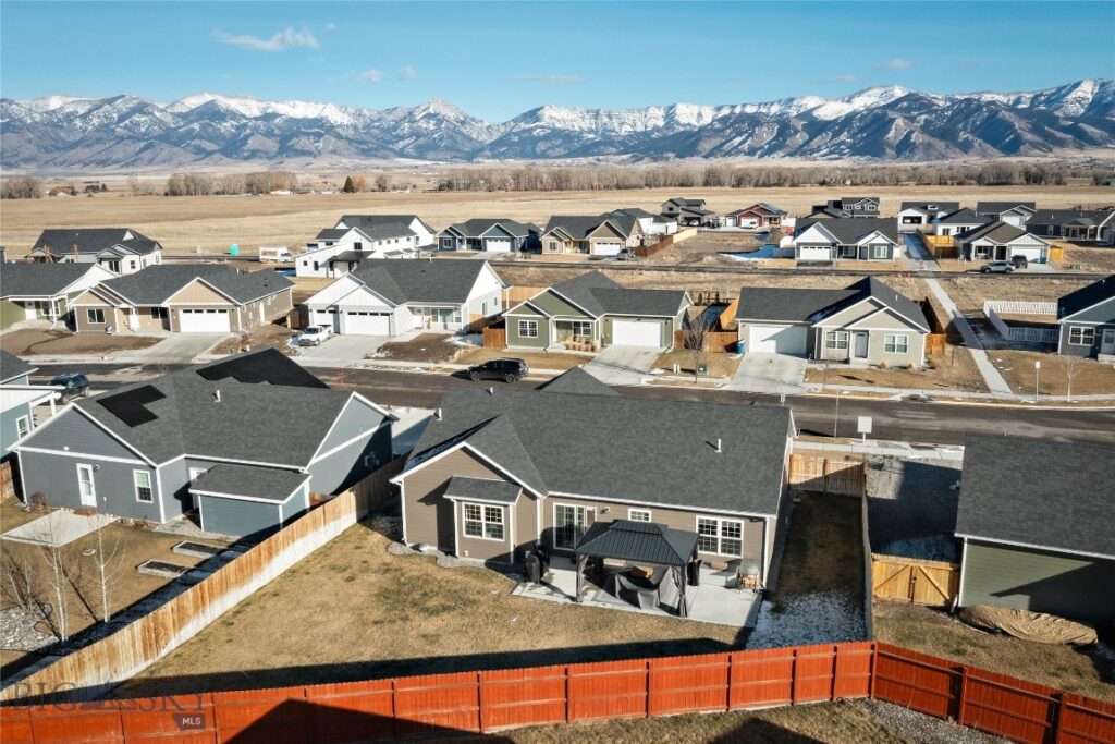 1103 Falcon Ridge Boulevard, Belgrade MT 59714