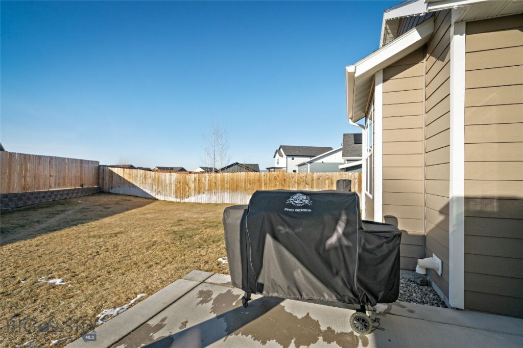 1103 Falcon Ridge Boulevard, Belgrade MT 59714