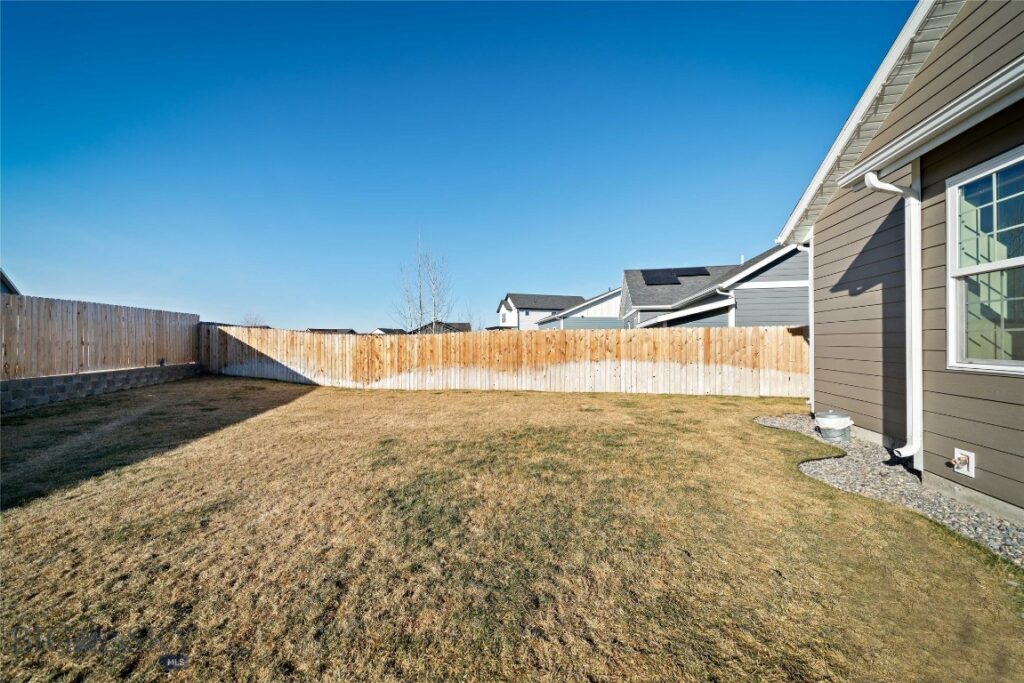 1103 Falcon Ridge Boulevard, Belgrade MT 59714