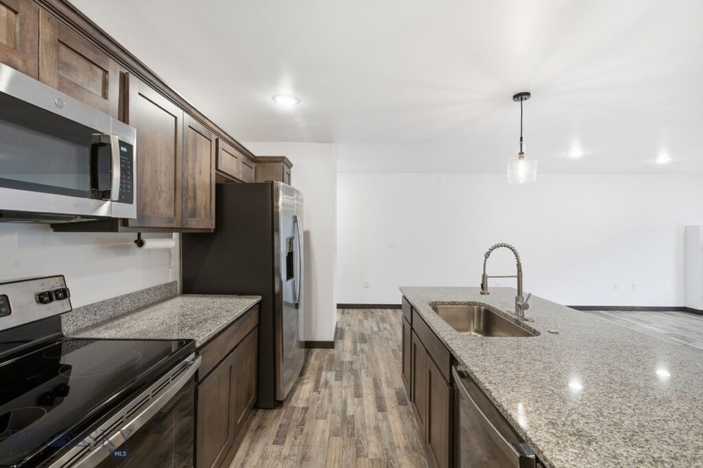 605 & 607 Black Diamond, Belgrade MT 59714