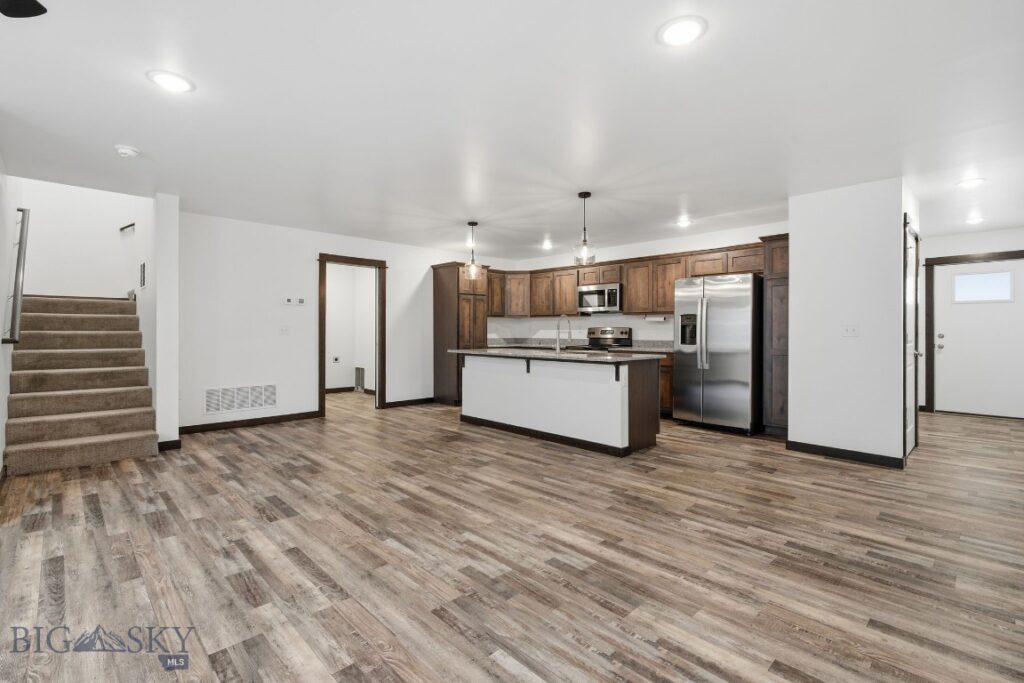 605 & 607 Black Diamond, Belgrade MT 59714