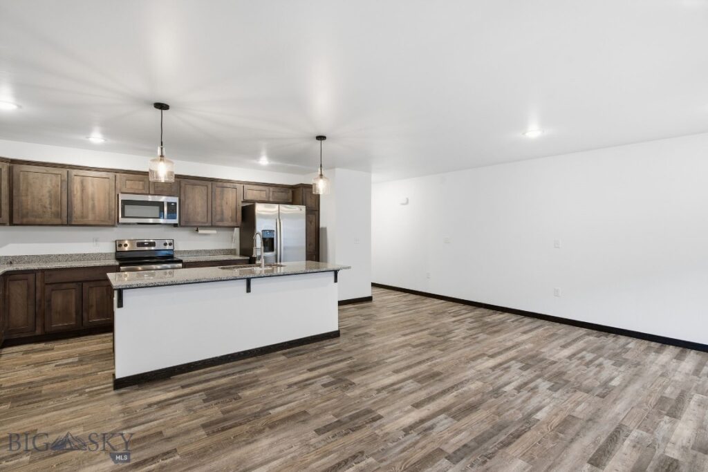 605 & 607 Black Diamond, Belgrade MT 59714