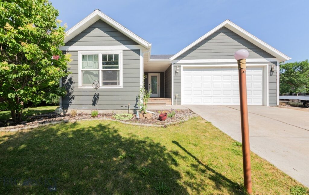 16 Wally D Lane, Belgrade MT 59714