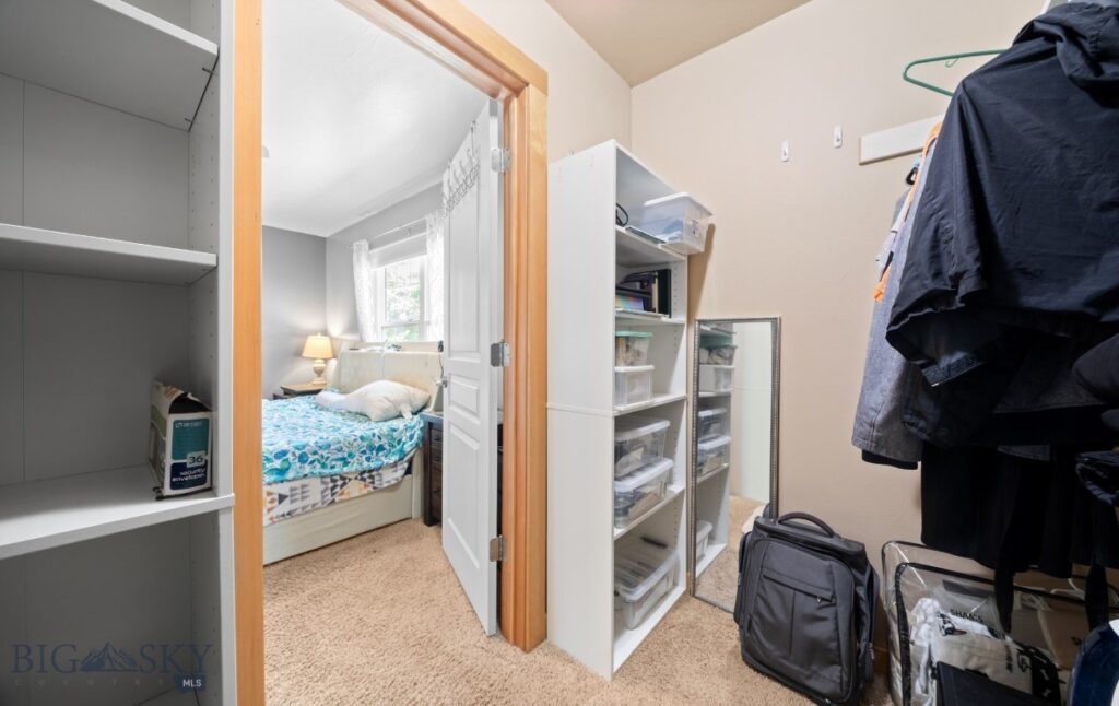 16 Wally D Lane, Belgrade MT 59714