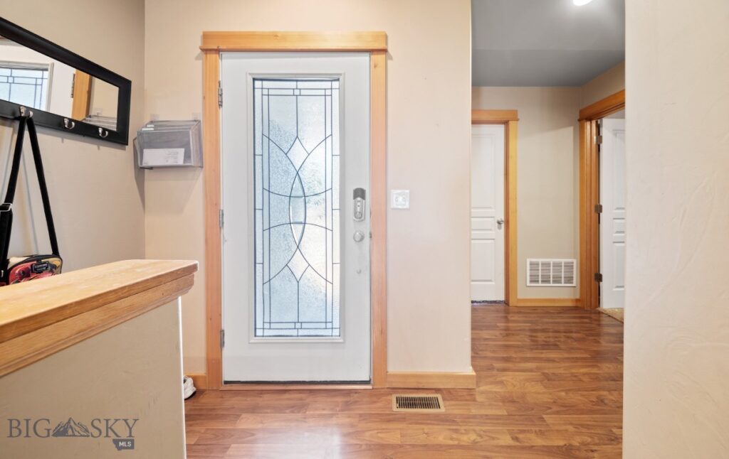 16 Wally D Lane, Belgrade MT 59714