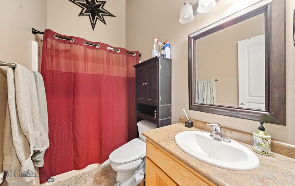 16 Wally D Lane, Belgrade MT 59714