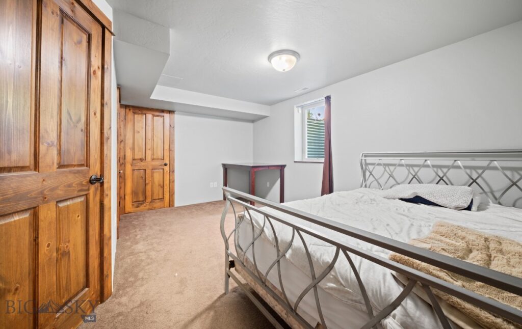 16 Wally D Lane, Belgrade MT 59714