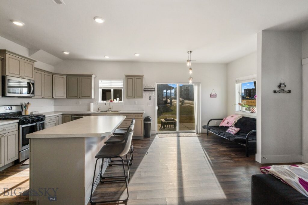 352 Pond Lily Drive, Bozeman MT 59718