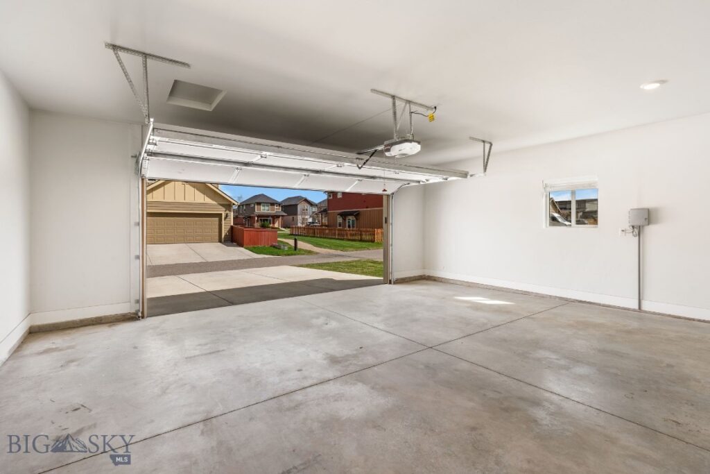 352 Pond Lily Drive, Bozeman MT 59718