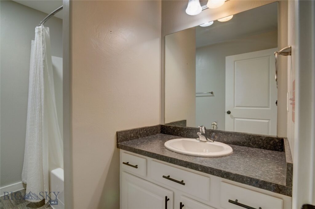 2240 Baxter Lane, Bozeman MT 59718