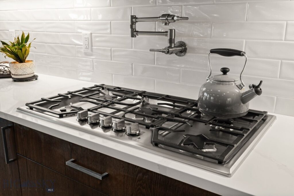 589 Tillyfour Road, Bozeman MT 59718