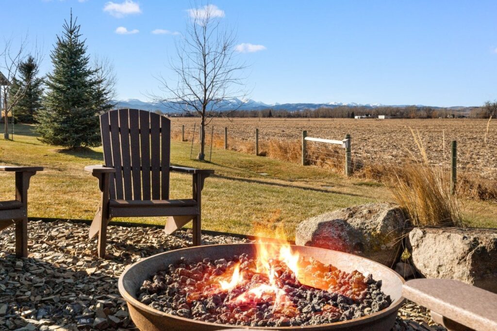 589 Tillyfour Road, Bozeman MT 59718