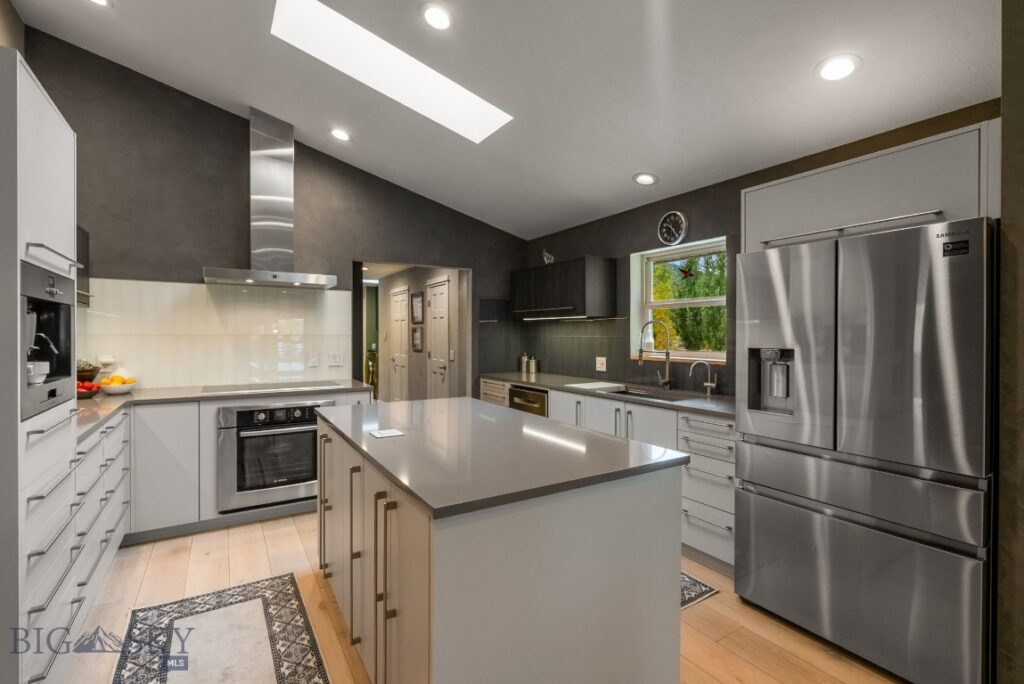 9000 S 19th Avenue, Bozeman MT 59718