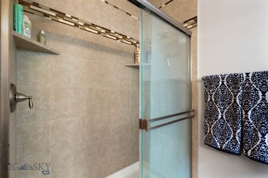 921 New Mexico Drive, Belgrade MT 59714