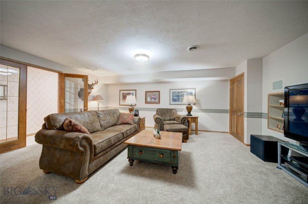 2915 Branding Iron, Bozeman MT 59715