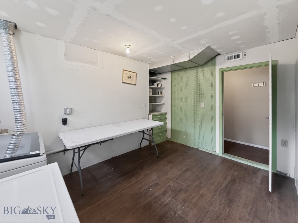 1302 S 3rd, Bozeman MT 59715